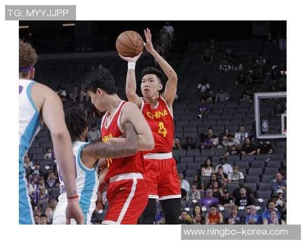 中国男篮迎战国王队期待在国际赛场上展现实力与风采